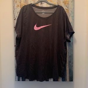NIKE womens plus workout top